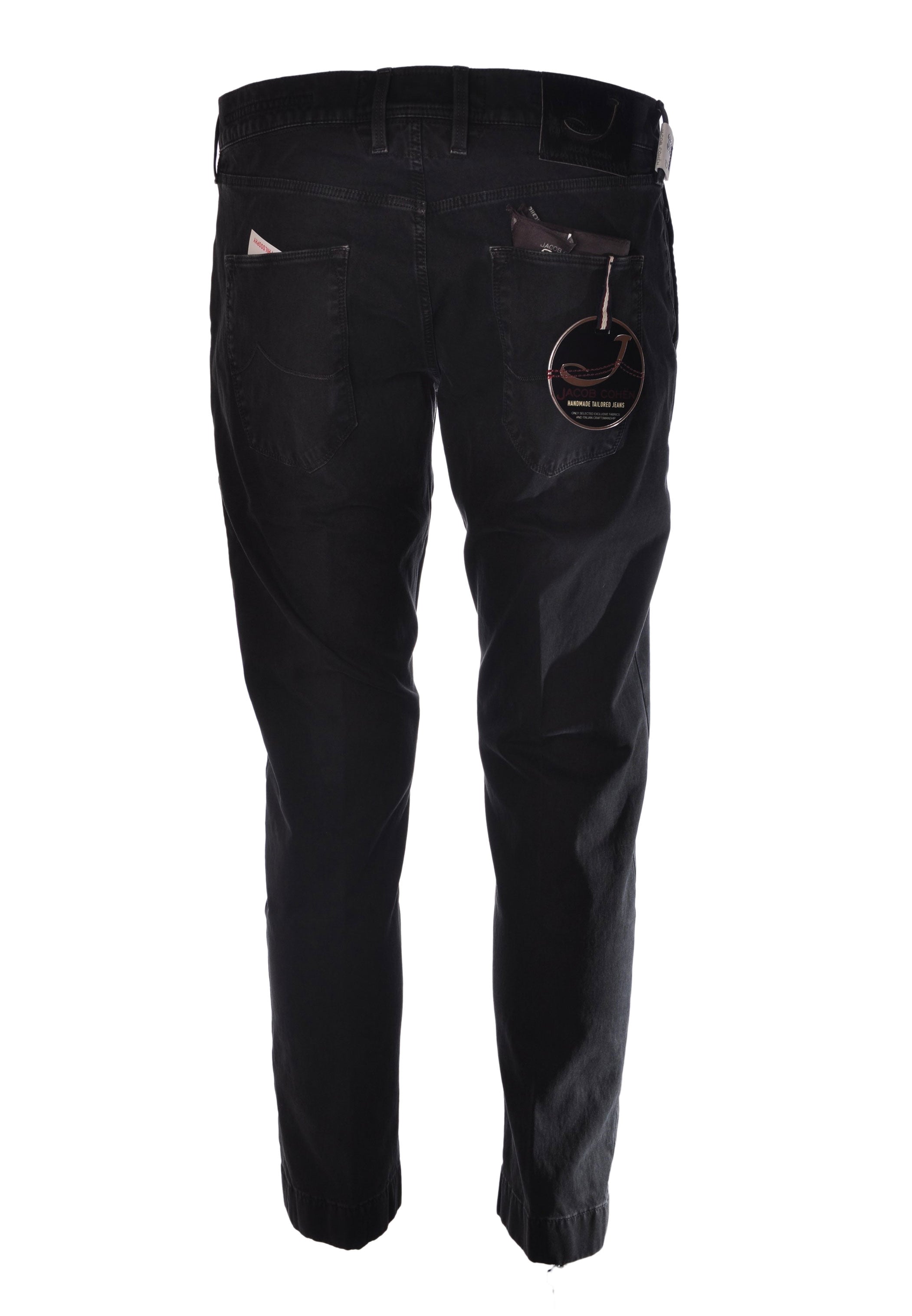 Close‑up of the pony‑skin patch of jeans chino slim black Jacob Cohen