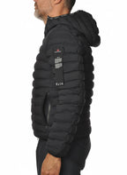 vista del piumino corto nero con zip termosaldate Peuterey in tessuto tecnico