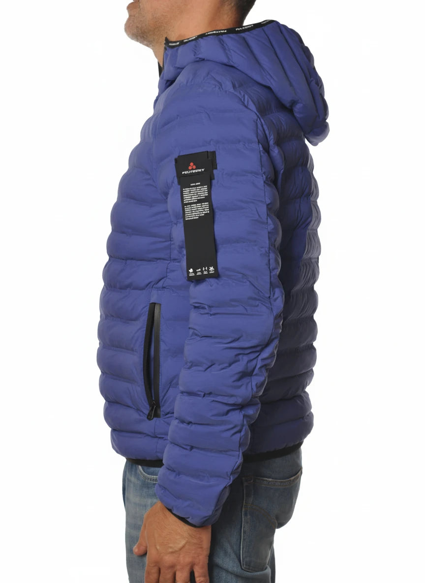 vista del piumino corto royal con zip termosaldate Peuterey in tessuto tecnico