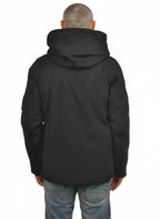 Dettaglio tessuto del giubbotto Peuterey tessuto tecnico nero