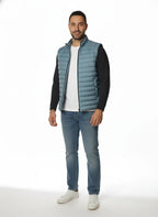 vista a 45° frontale del gilet cartazucchero con senza maniche Peuterey in fibra sintetica