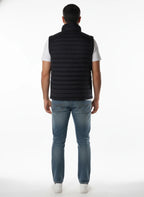 vista posteriore del piumino nero con sotto vita Peuterey in piuma