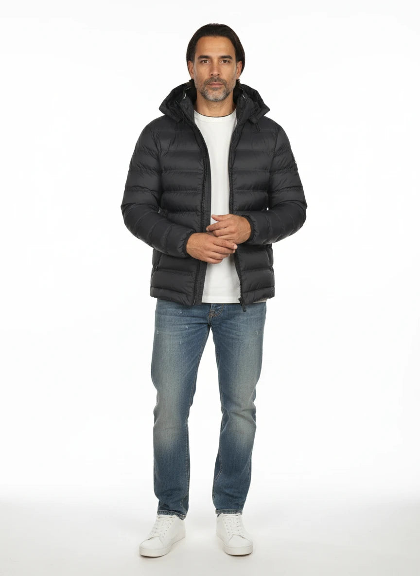 vista frontale del piumino blu con cappuccio estraibile Peuterey in piuma