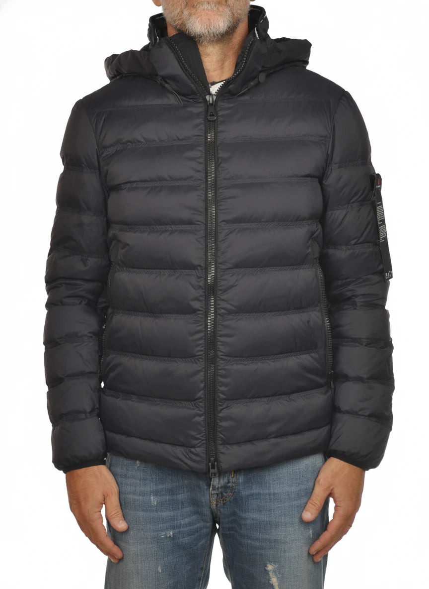 vista del piumino blu con cappuccio estraibile Peuterey in piuma