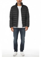 vista frontale del piumino corto grigio con avvitato Peuterey in tessuto stretch