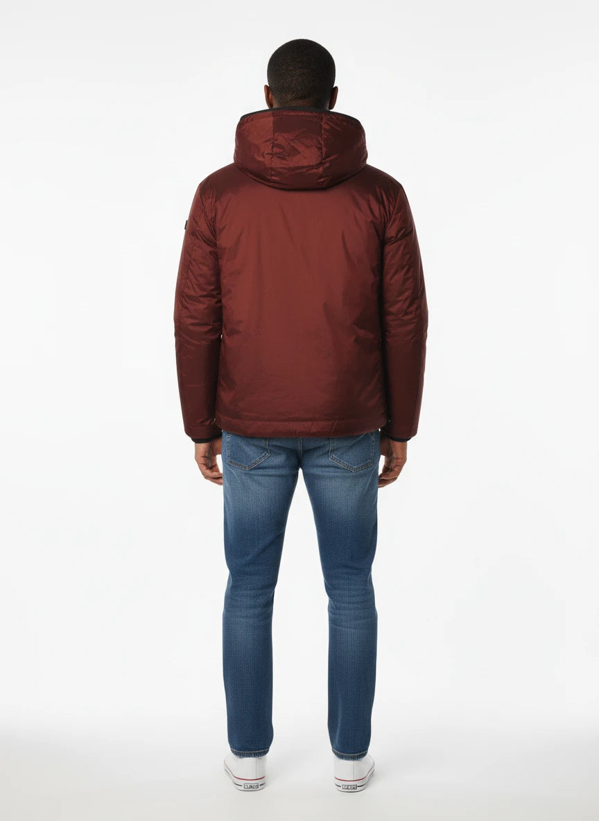 vista posteriore del giubbotto reversibile bordò con collo in piedi Peuterey in primaloft