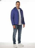 vista a 45° frontale del piumino corto royal con zip termosaldate Peuterey in tessuto tecnico