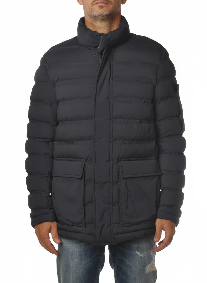 vista del piumino blu con collo in piedi Peuterey in tessuto stretch