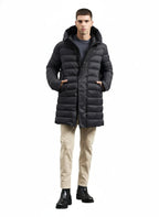 vista del piumino blu con canali stretti Peuterey in nylon riciclato