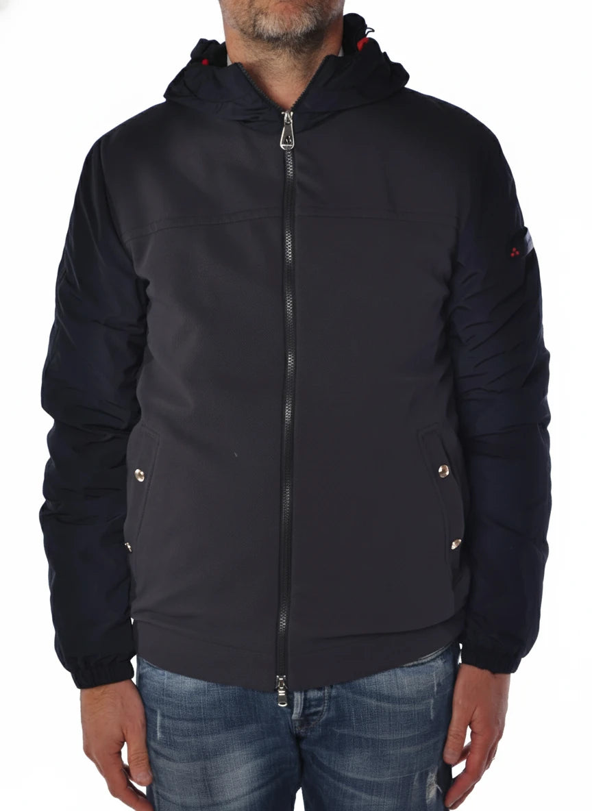 Vista frontale del giubbotto Peuterey  blu con cappuccio