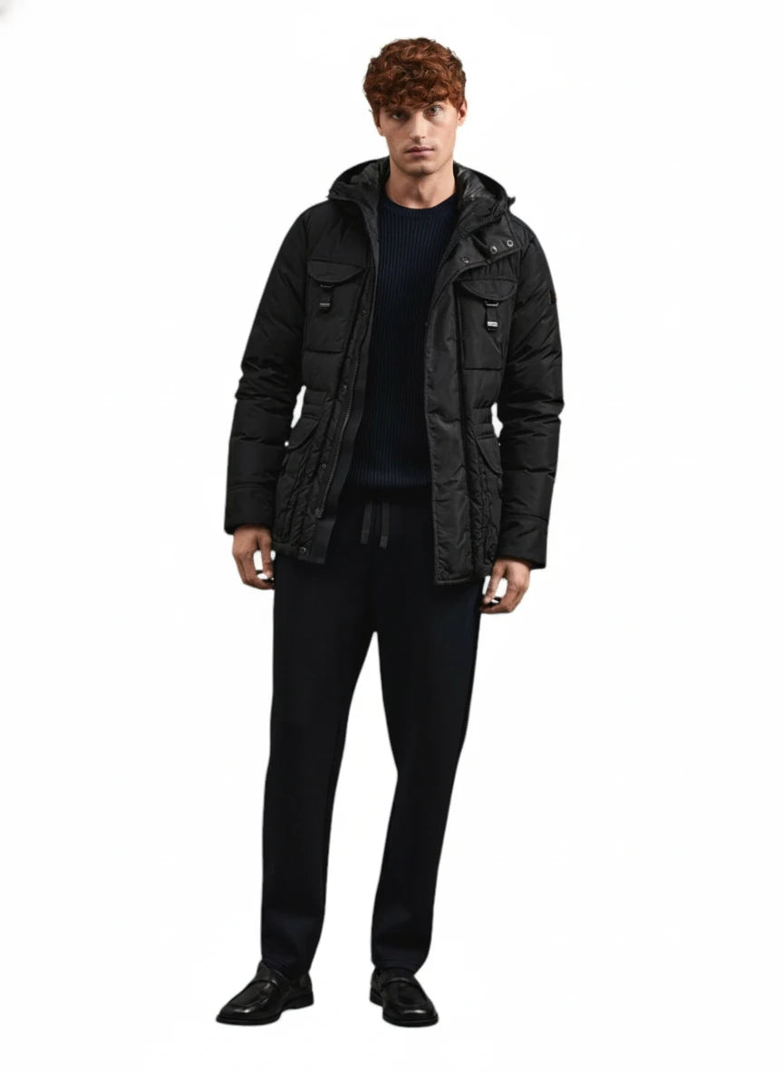 Dettaglio tessuto del field jacket Peuterey pelle scamosciata nero