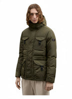 Vista frontale del field jacket Peuterey pelle scamosciata verde