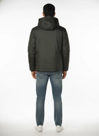 Vista da dietro del giubbotto Peuterey tessuto tecnico verde