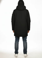 Vista da dietro del parka Peuterey tessuto tecnico nero con cappuccio