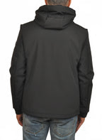 Dettaglio tessuto del giubbotto Peuterey nylon fumo con cappuccio