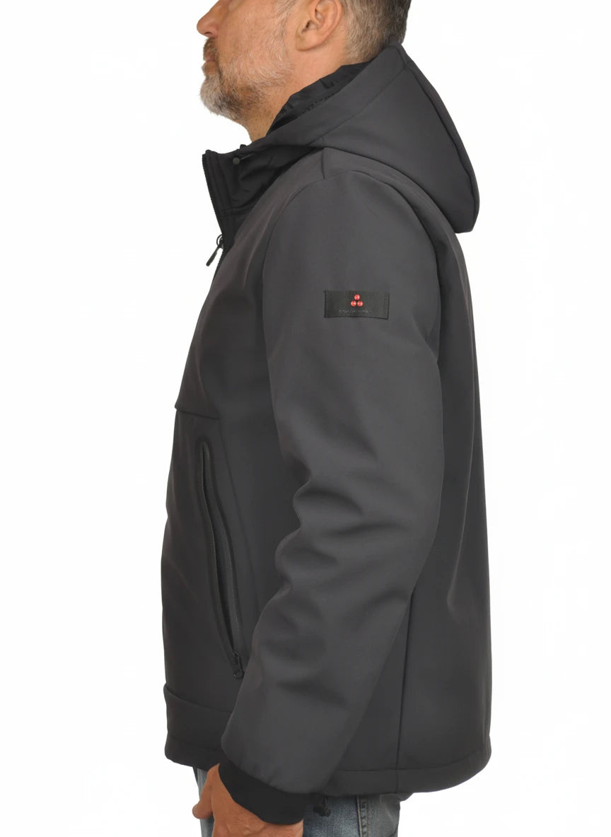 Dettaglio tasche e zip del giubbotto Peuterey nylon blu con cappuccio