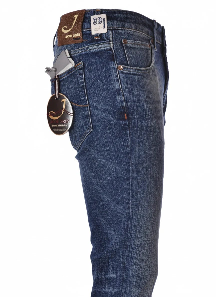 Detail of jeans narrow leg 4601 Jacob Cohen in premium fabric