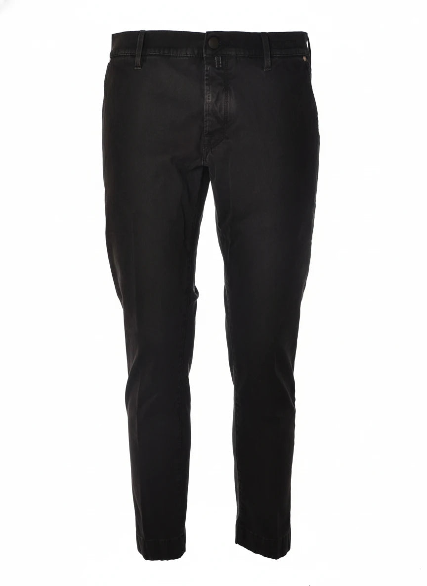 Fabric detail and of the stitching of the jeans chino slim dark brown Jacob Cohen