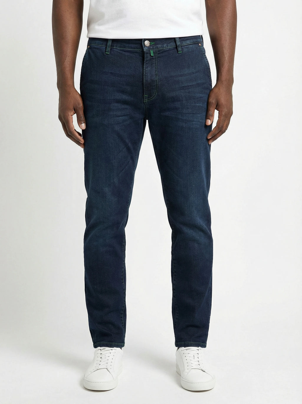 Model 45 jeans slim fit wash dark Jacob Cohen in fine fabric