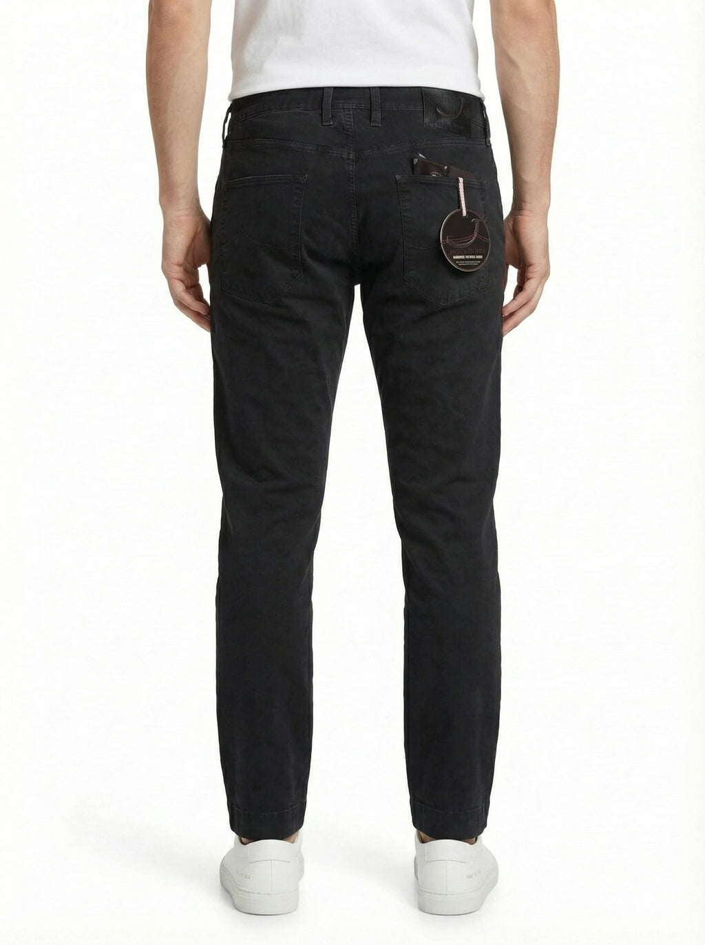 Model 45 with jeans chino slim black Jacob Cohen in stretch fabric