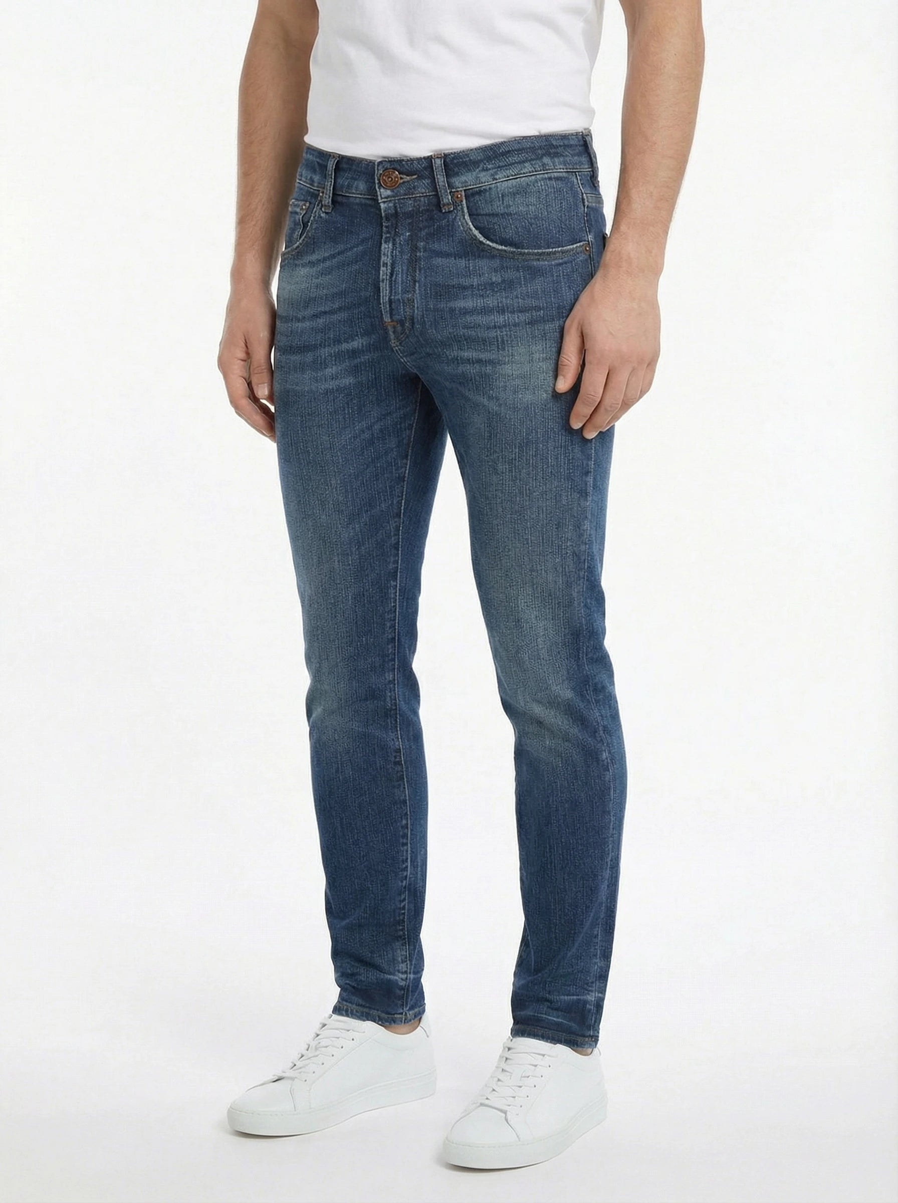 Front view of model wearing jeans narrow leg 4601 Jacob Cohen in premium fabric