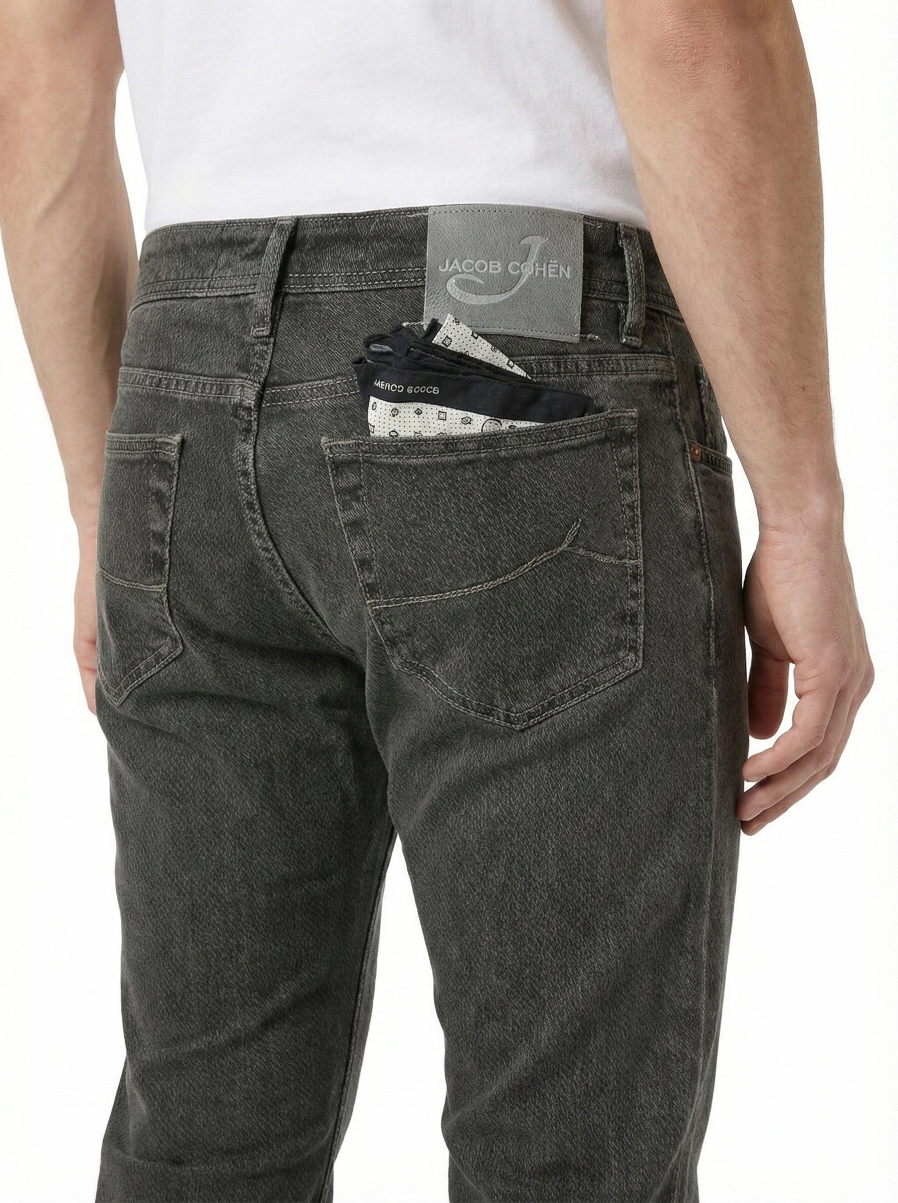 Model 45 jeans slim leg 4601 Jacob Cohen in fine fabric