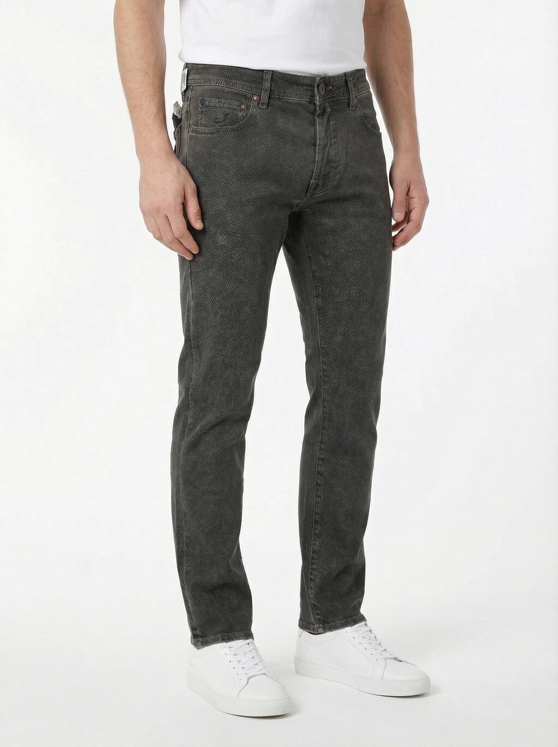 Front view of model wearing jeans narrow leg 4601 Jacob Cohen in premium fabric