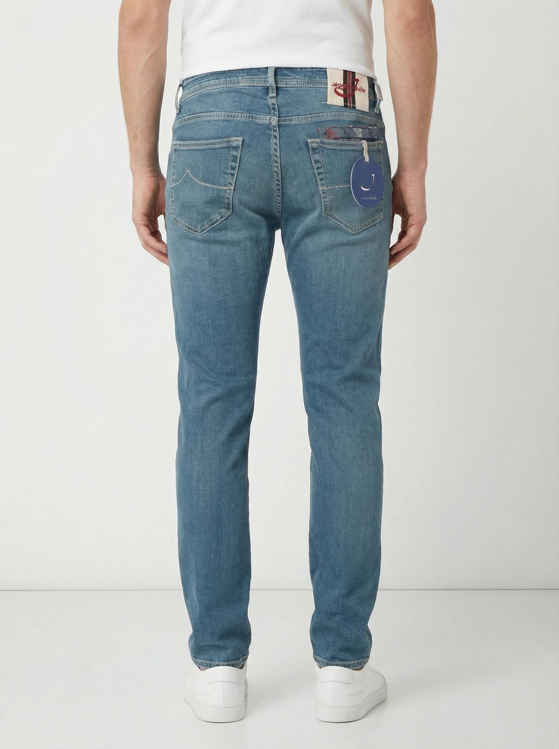 Front view of slim‑fit jeans azzurro chiaro Jacob Cohen