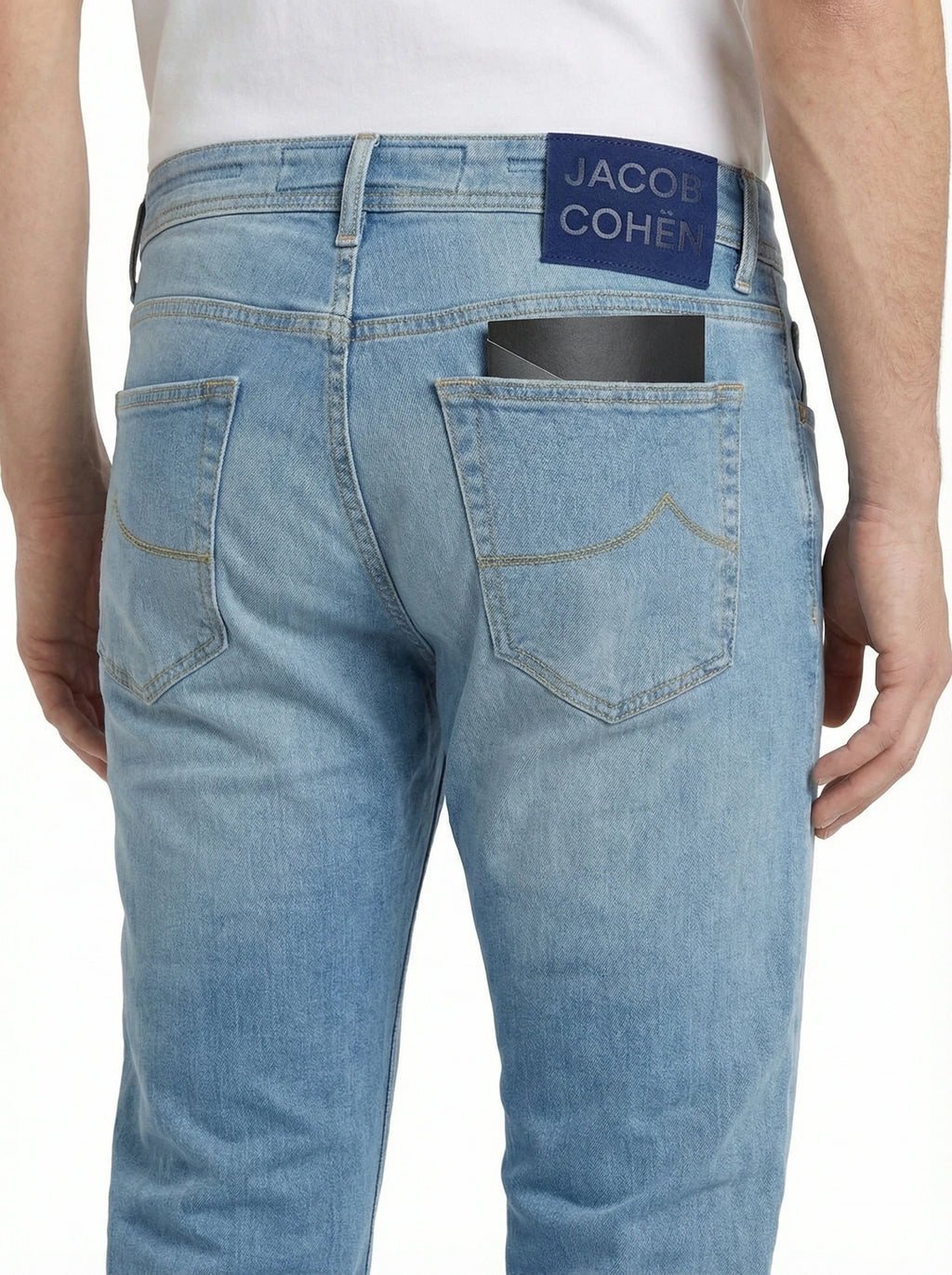 Modello a 45 gradi jeans gamba dritta lav chiaro Jacob Cohen