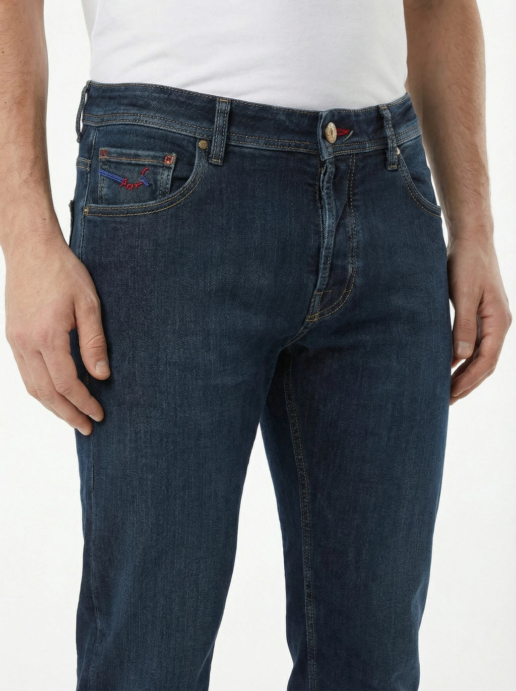 Model 45 jeans slim fit Jacob Cohen in fine fabric