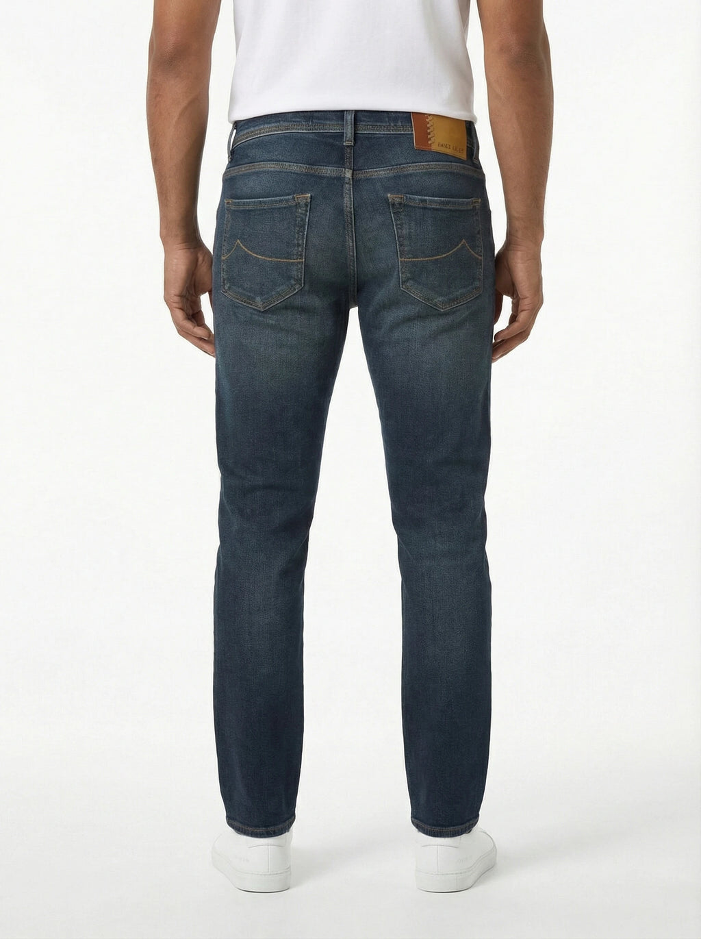 Model 45 jeans slim fit washmedio Jacob Cohen in fine fabric