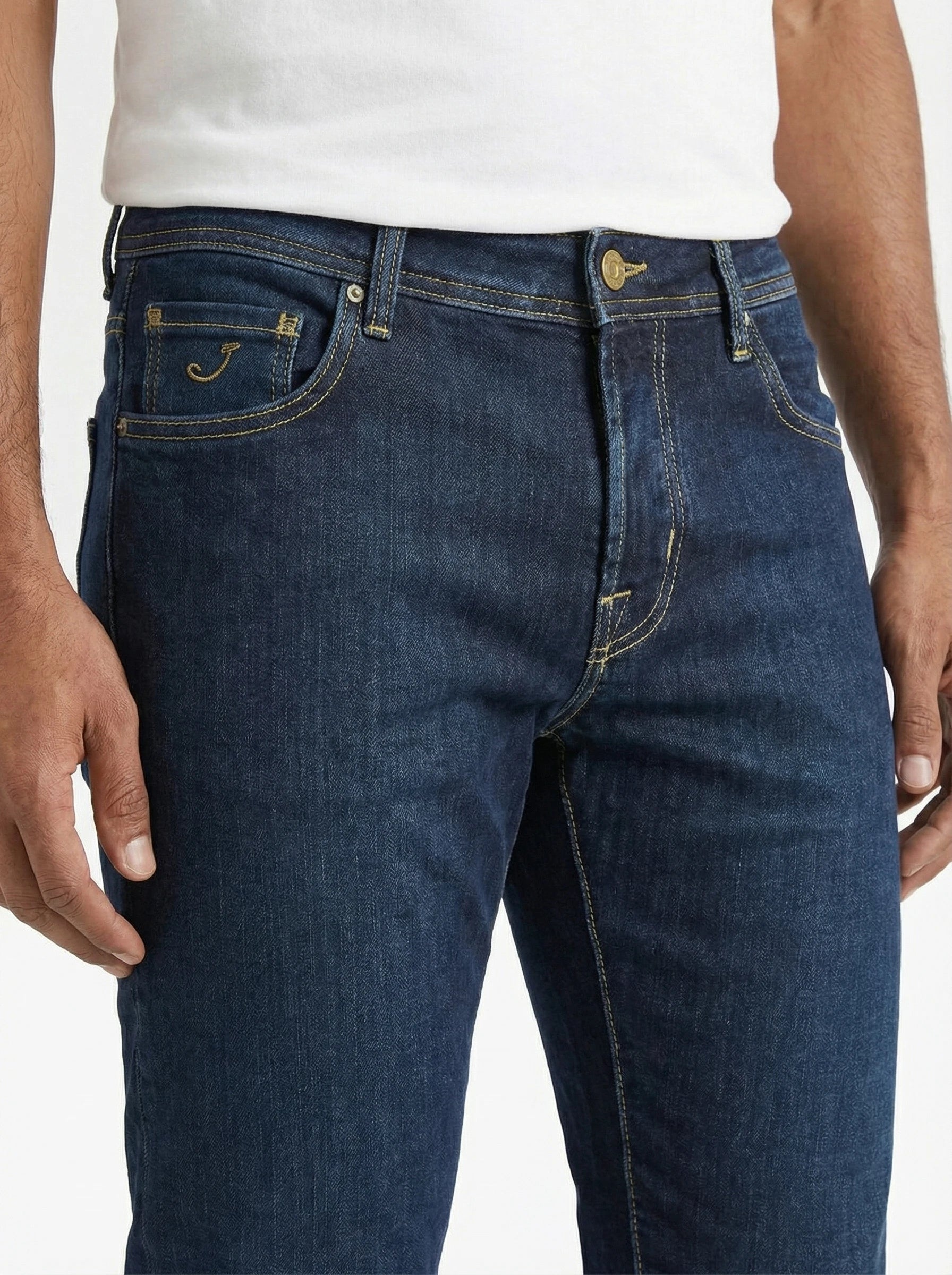 Rear view of slim‑fit jeans denim scuro Jacob Cohen stretch fabric