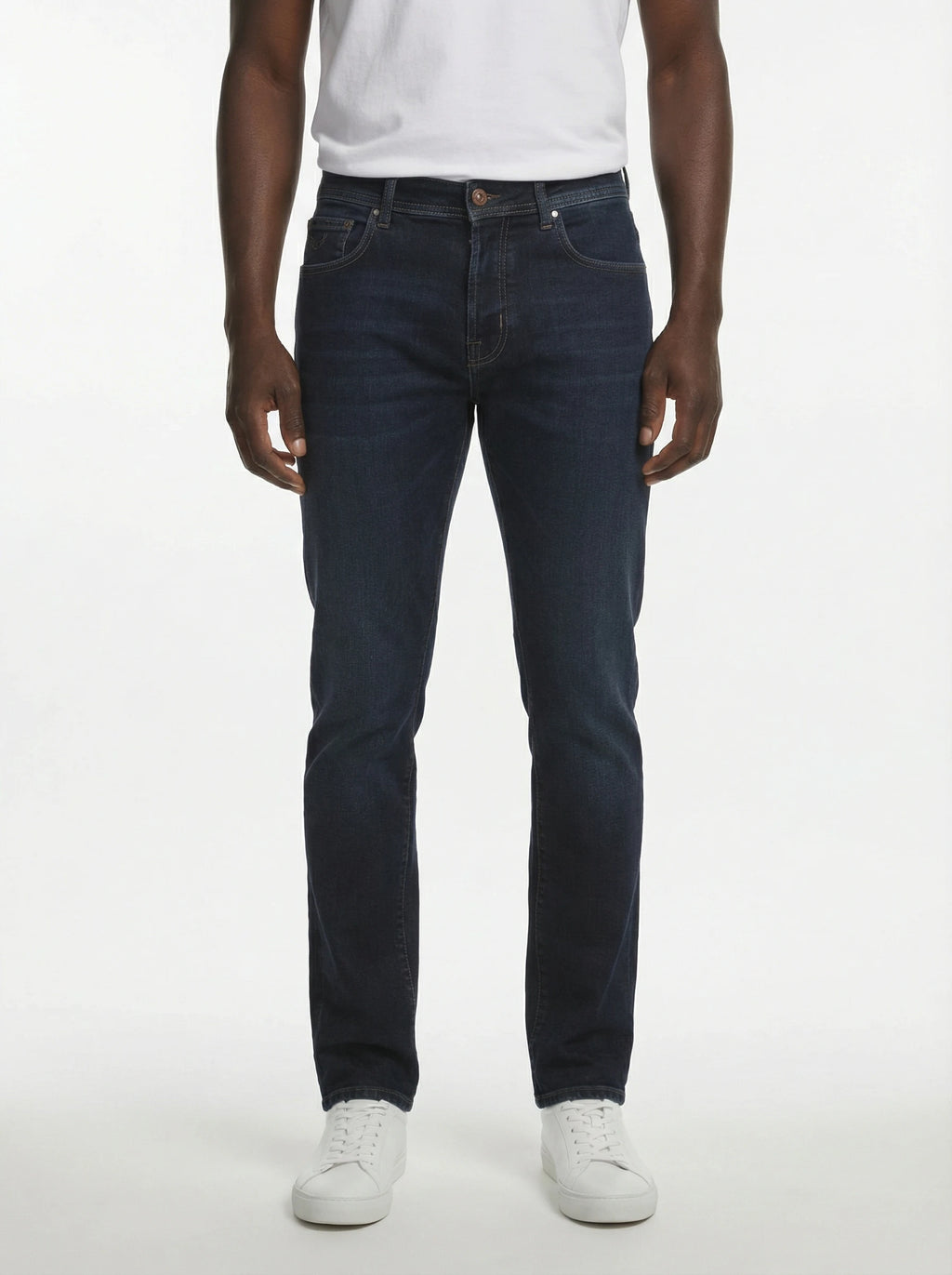 Dettaglio jeans slim fit d lav scuro Jacob Cohen in tessuto pregiato