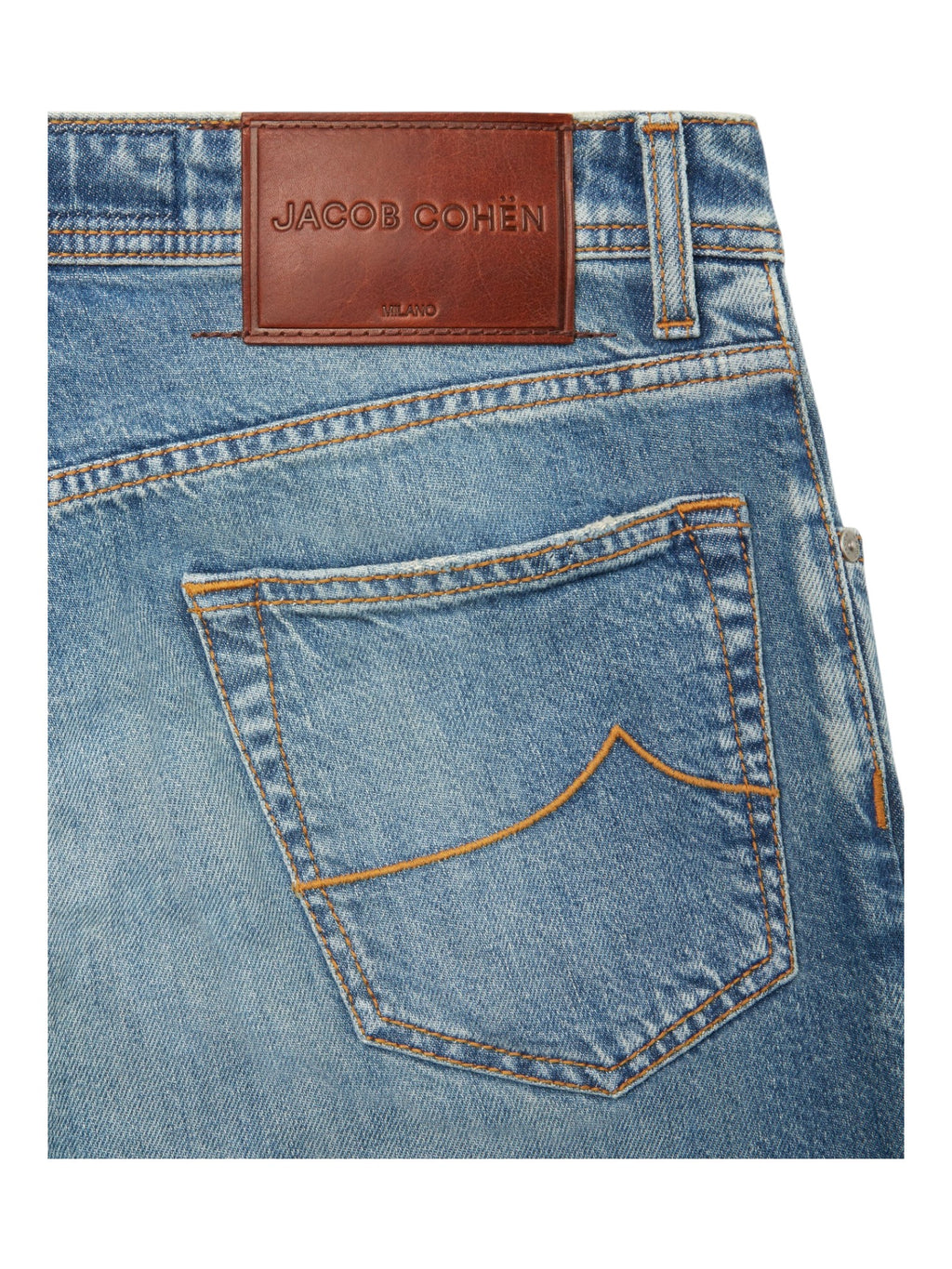 Dettaglio jeans slim fit col200 d l a v chiar Jacob Cohen in tessuto pregiato