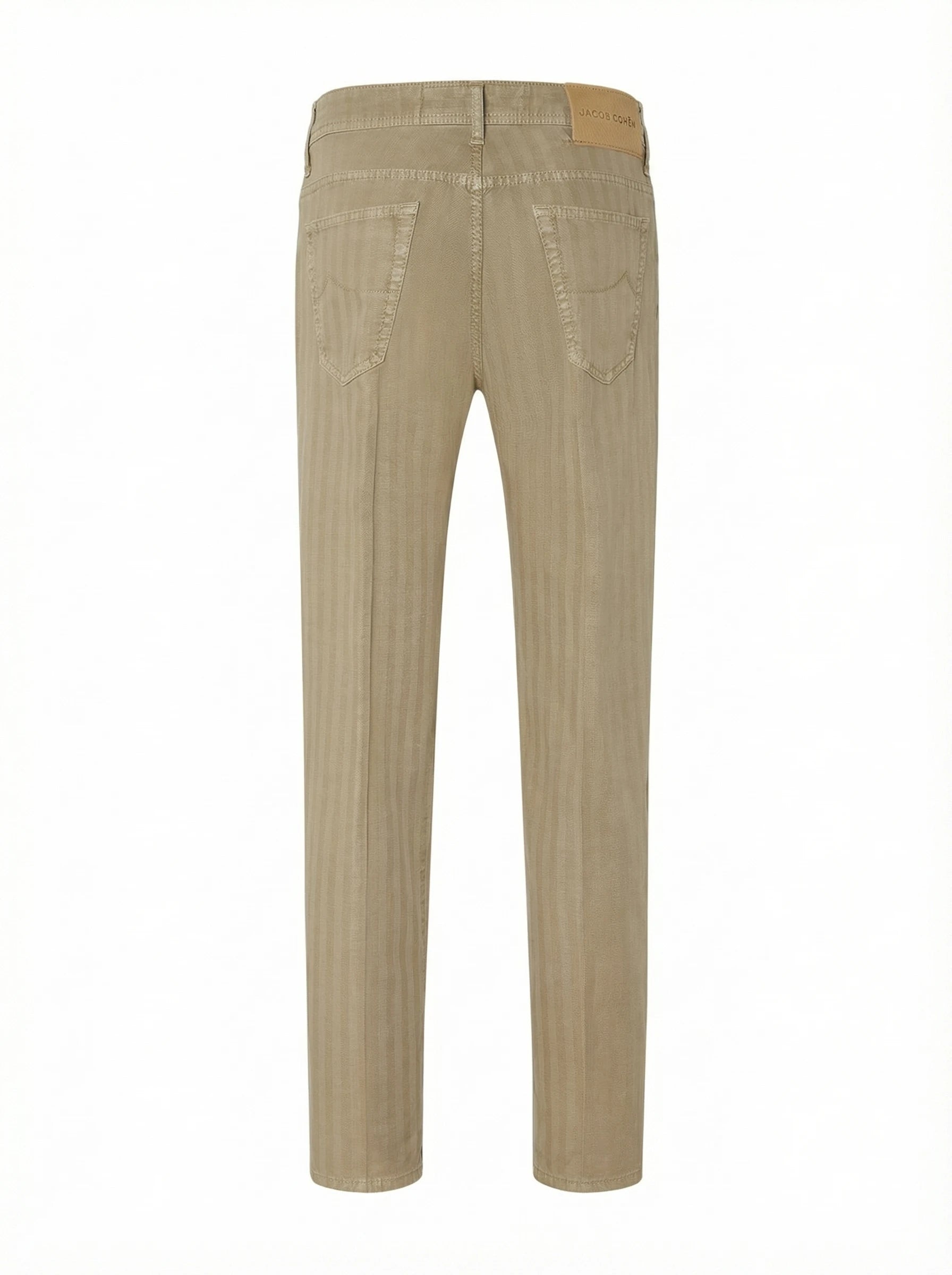 Particolare delle tasche e bottoni del pantalone Scott cropped carrot beige Jacob Cohen