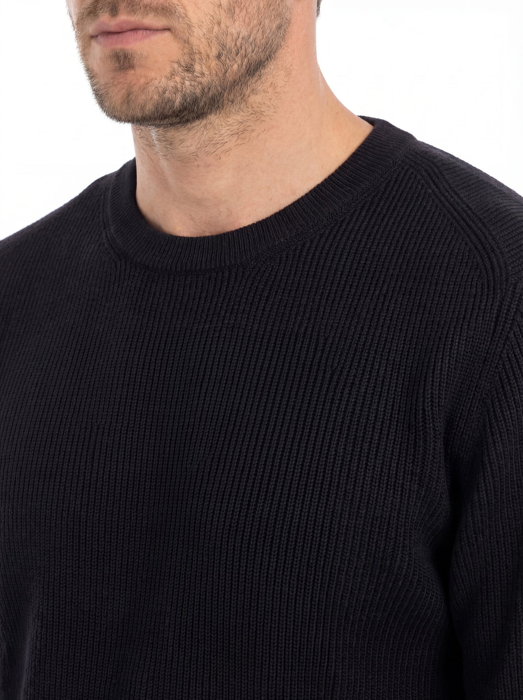 Maglione vista da dietro, maglione nero a costine C.P. Company da uomo in lana merino