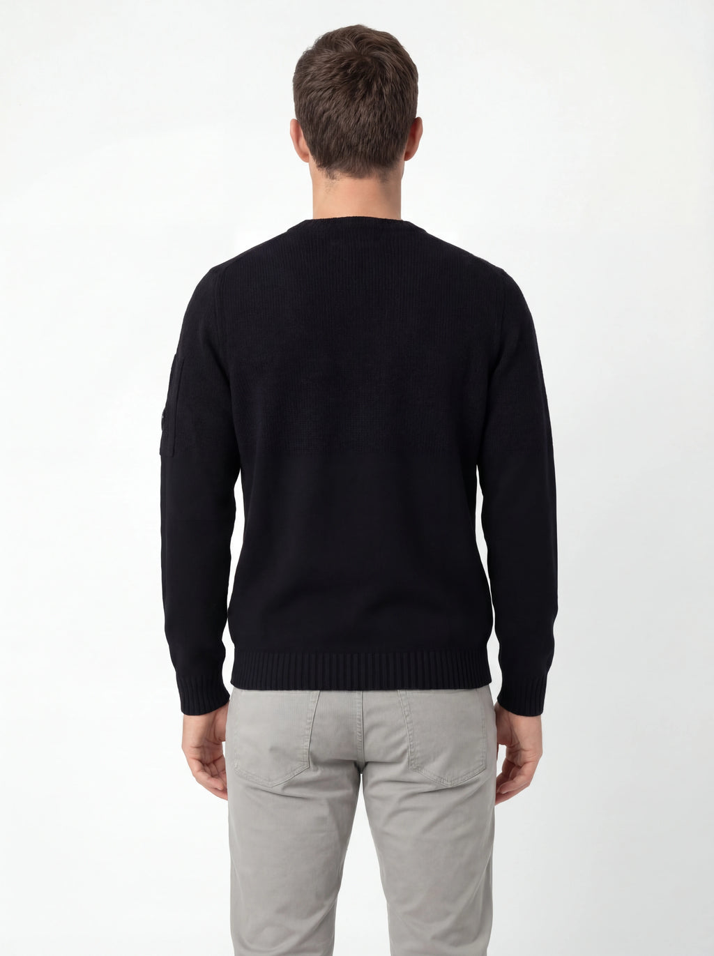 Modello a 45° con maglia girocollo blu taschino C.P. Company da uomo in ciniglia