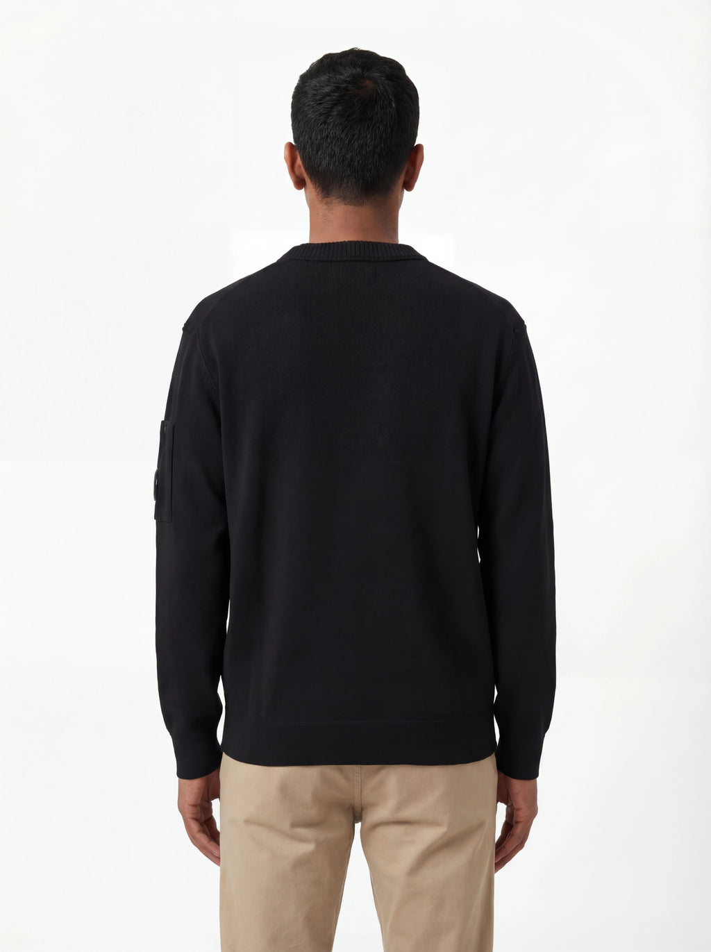 Modello a 45° con maglia girocollo nero taschino con lente taschino C.P. Company da uomo in cotone