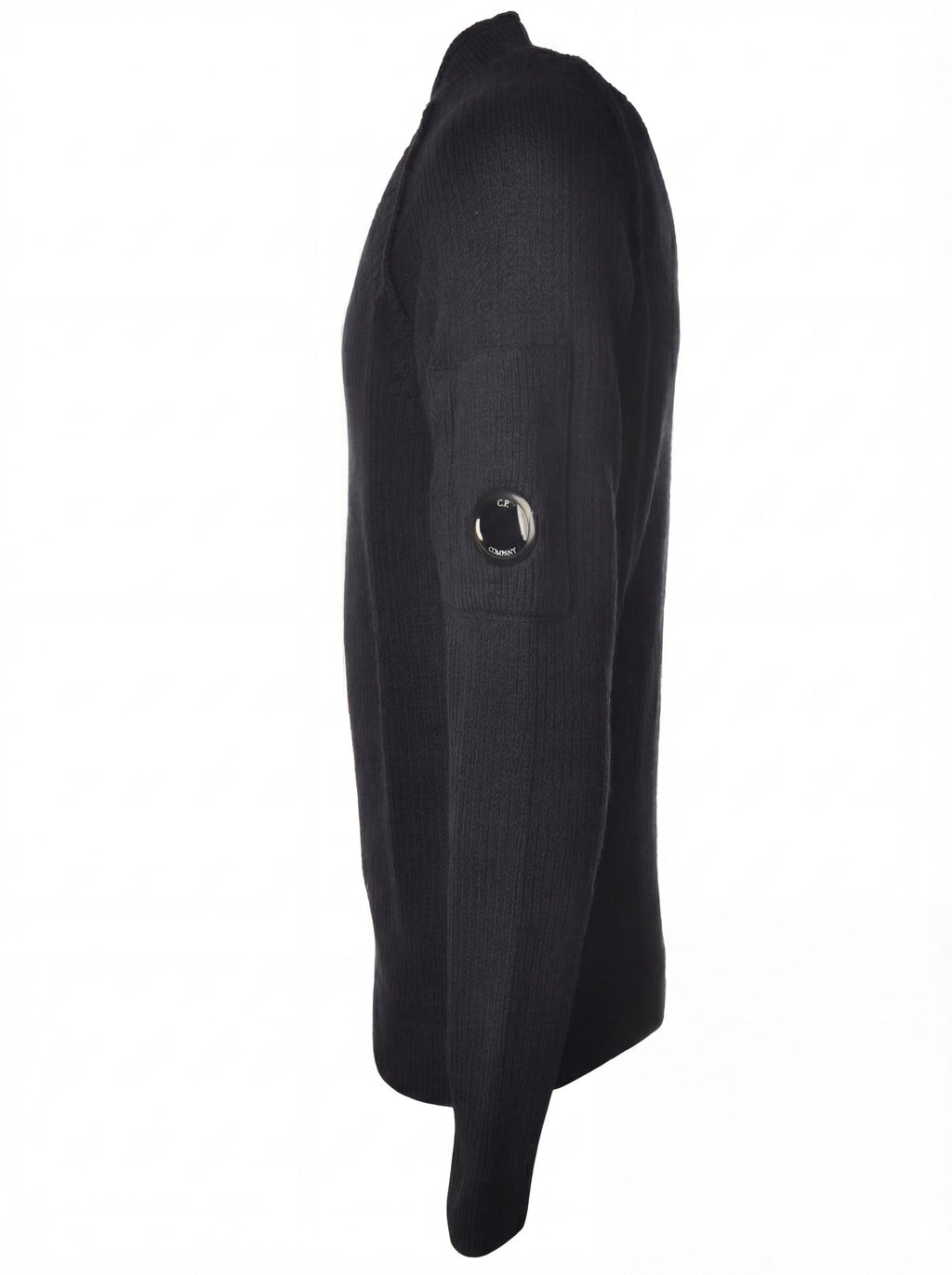 Close-up dettagli, maglia girocollo blu spalla raglan manica a rilievo C.P. Company da uomo