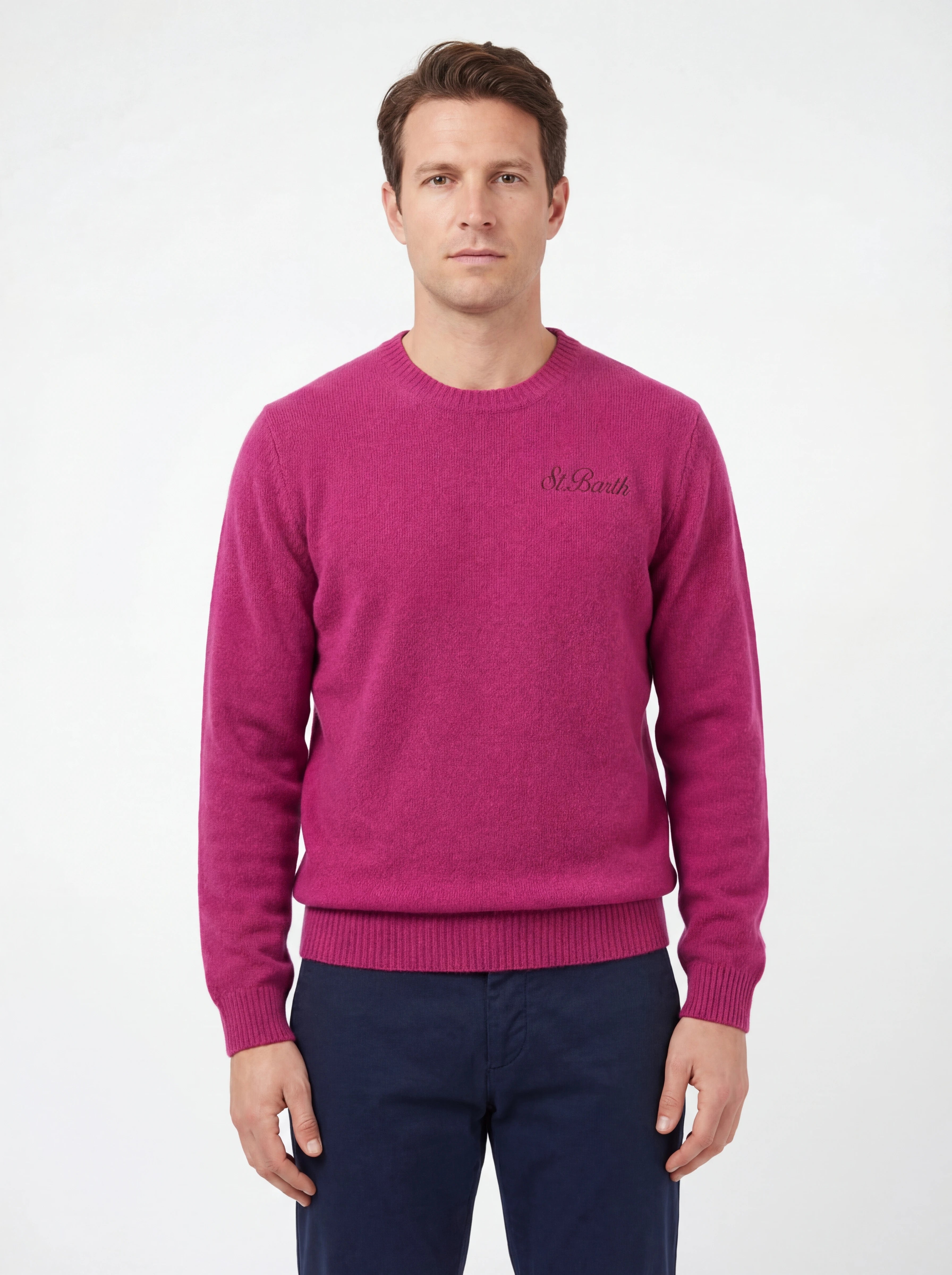 Maglione da dietro su sfondo neutro girocollo peonia Saint Barth Regentstrech in alpaca stretch