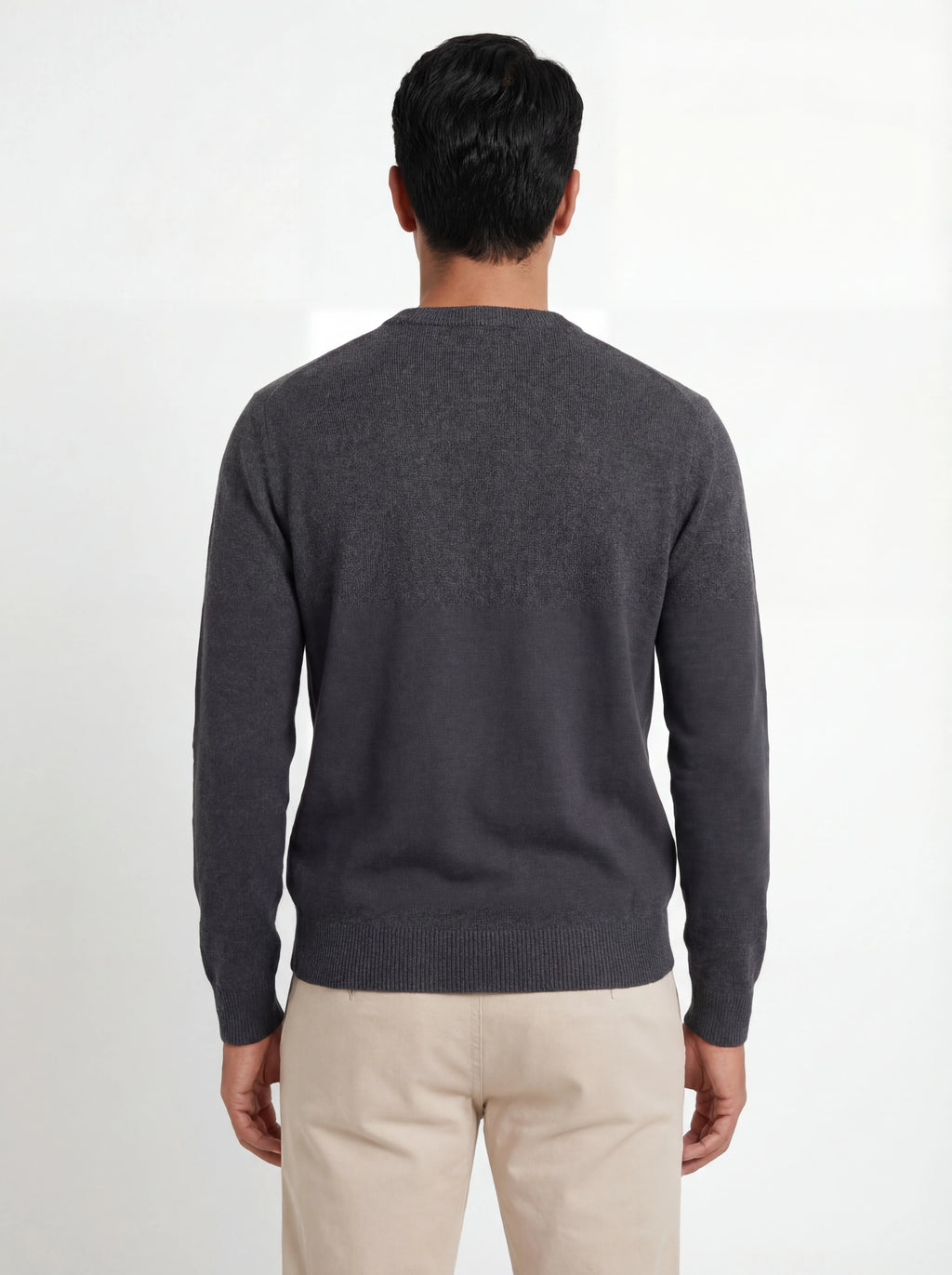 Dettaglio ravvicinato girocollo grigio medio Saint Barth Heron in lana