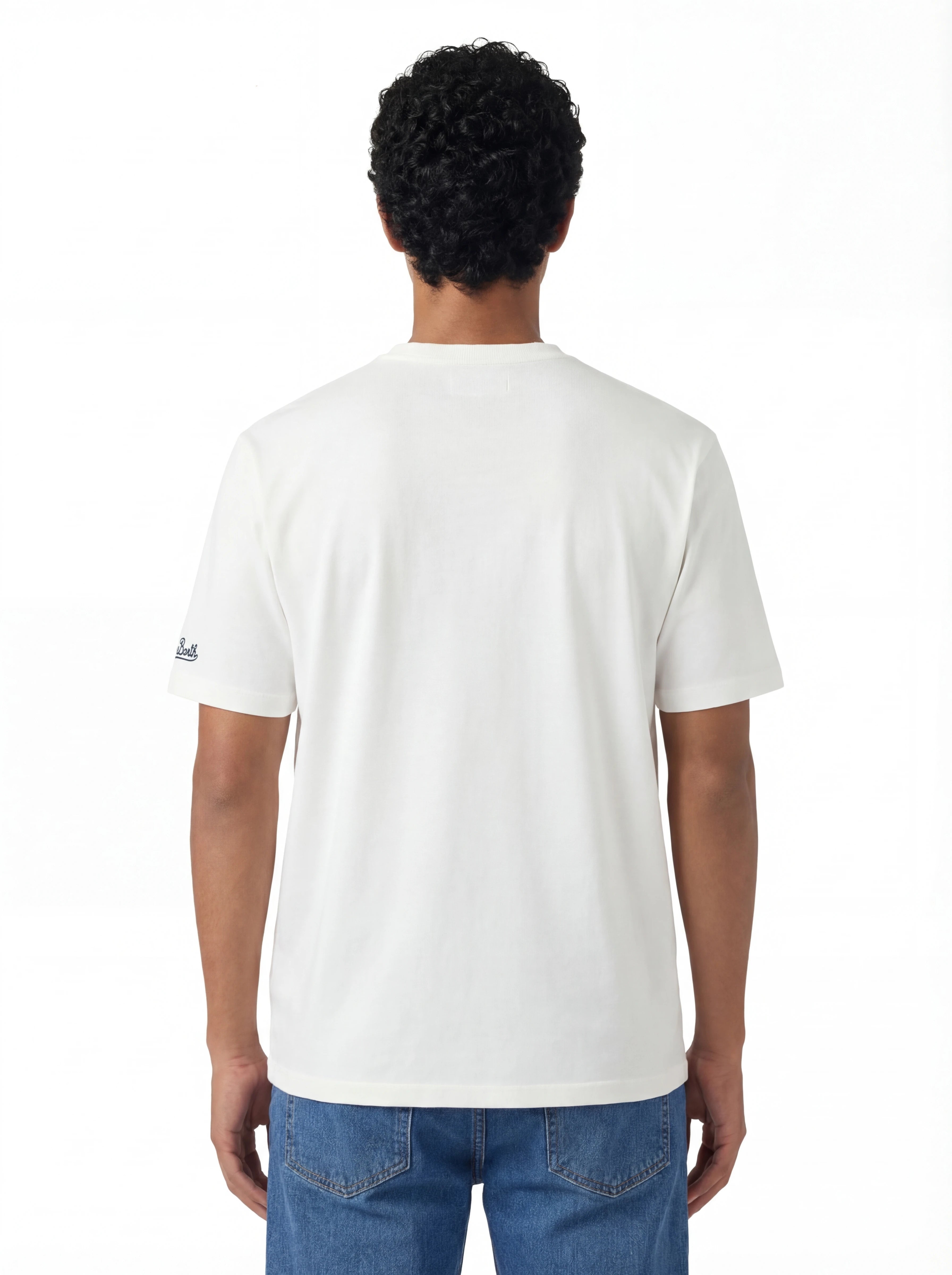 Modello a 45 gradi t-shirt bianco scritta “Nella Vita.. Ci vuole” Saint Barth cotone