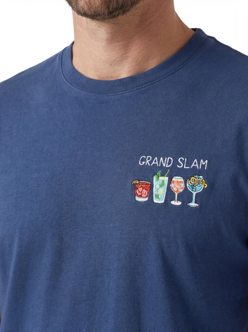 Dettaglio t-shirt blu scritta “GRAND SLAM” Saint Barth cotone