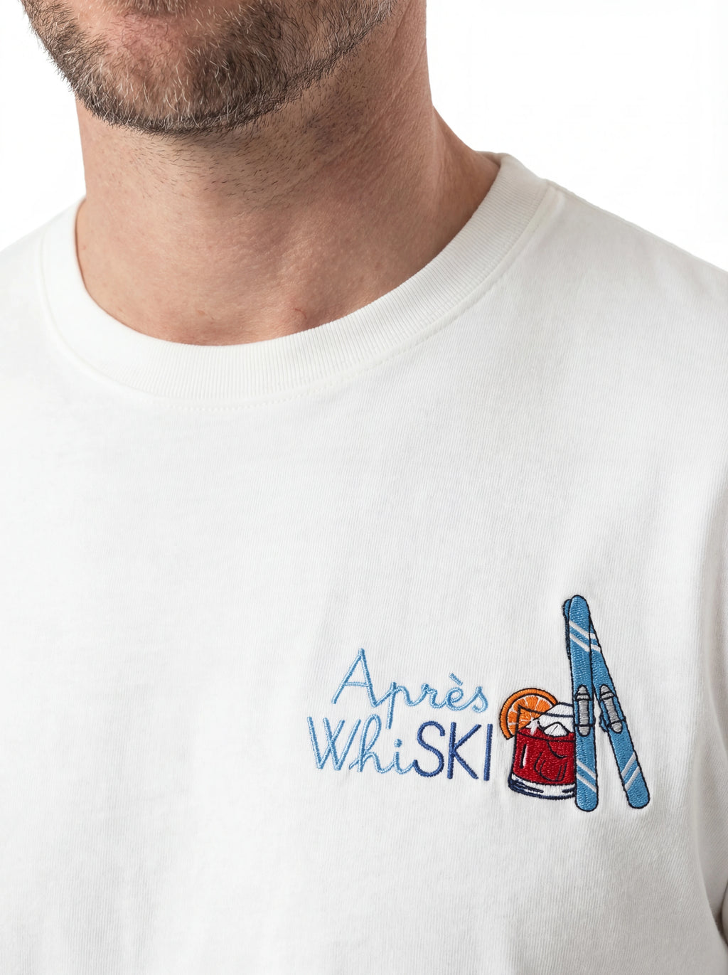 T-shirt su sfondo neutro frontale t-shirt bianco stampa Saint Barth cotone