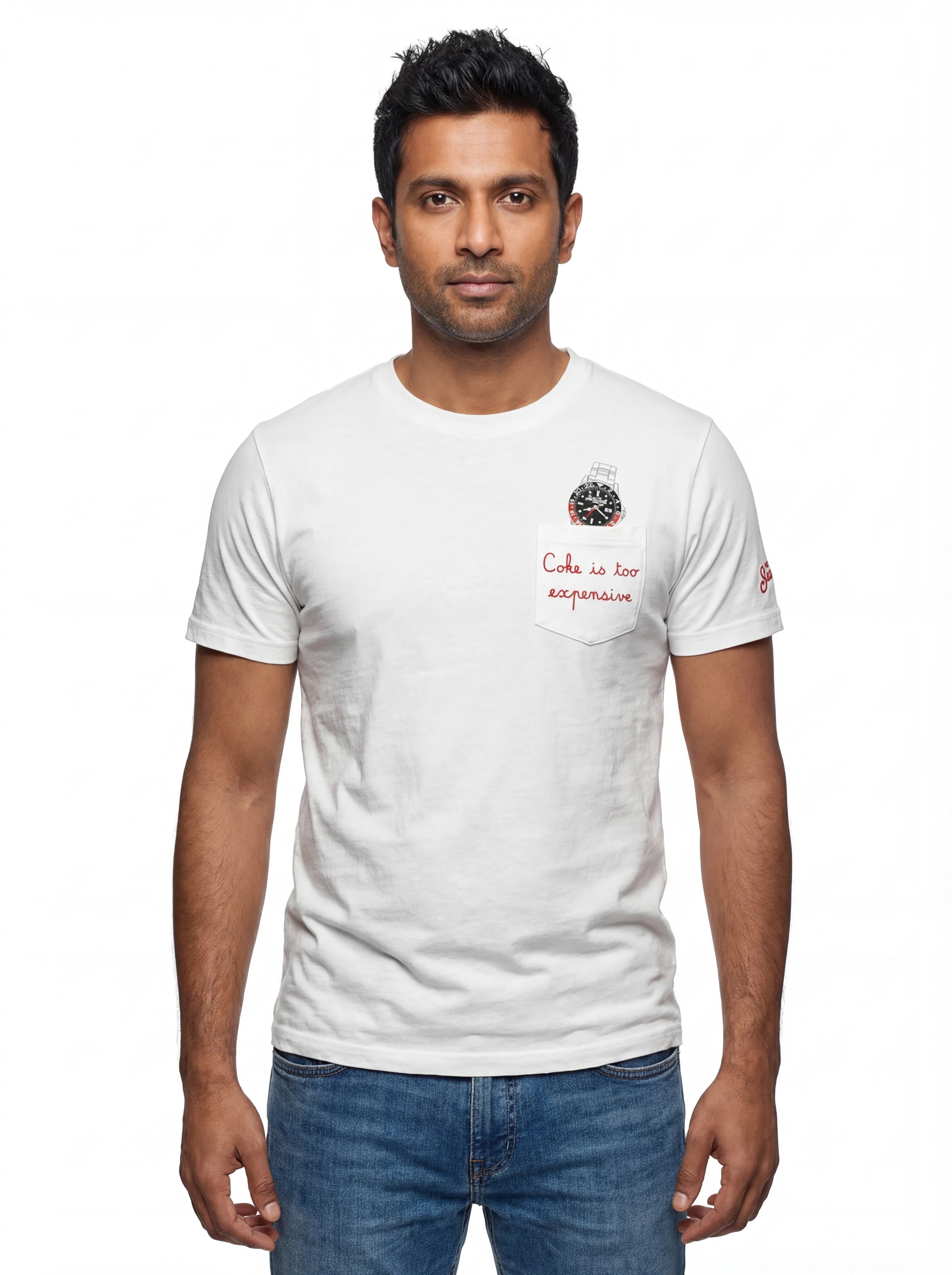 Modello frontalmente t-shirt bianco scritta “Coke is too expensive” Saint Barth cotone