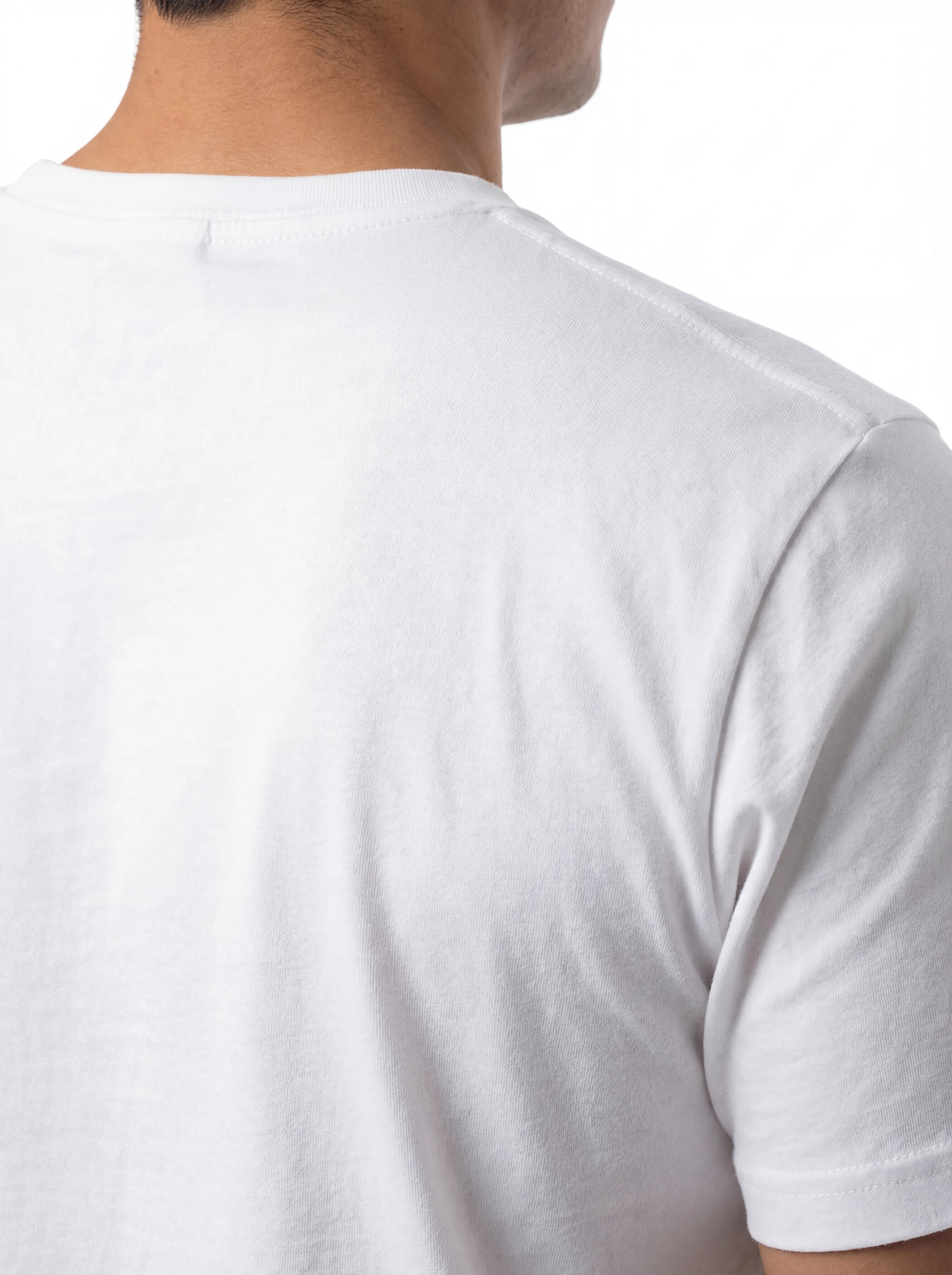 T-shirt su sfondo neutro frontale t-shirt bianco stampa Saint Barth cotone