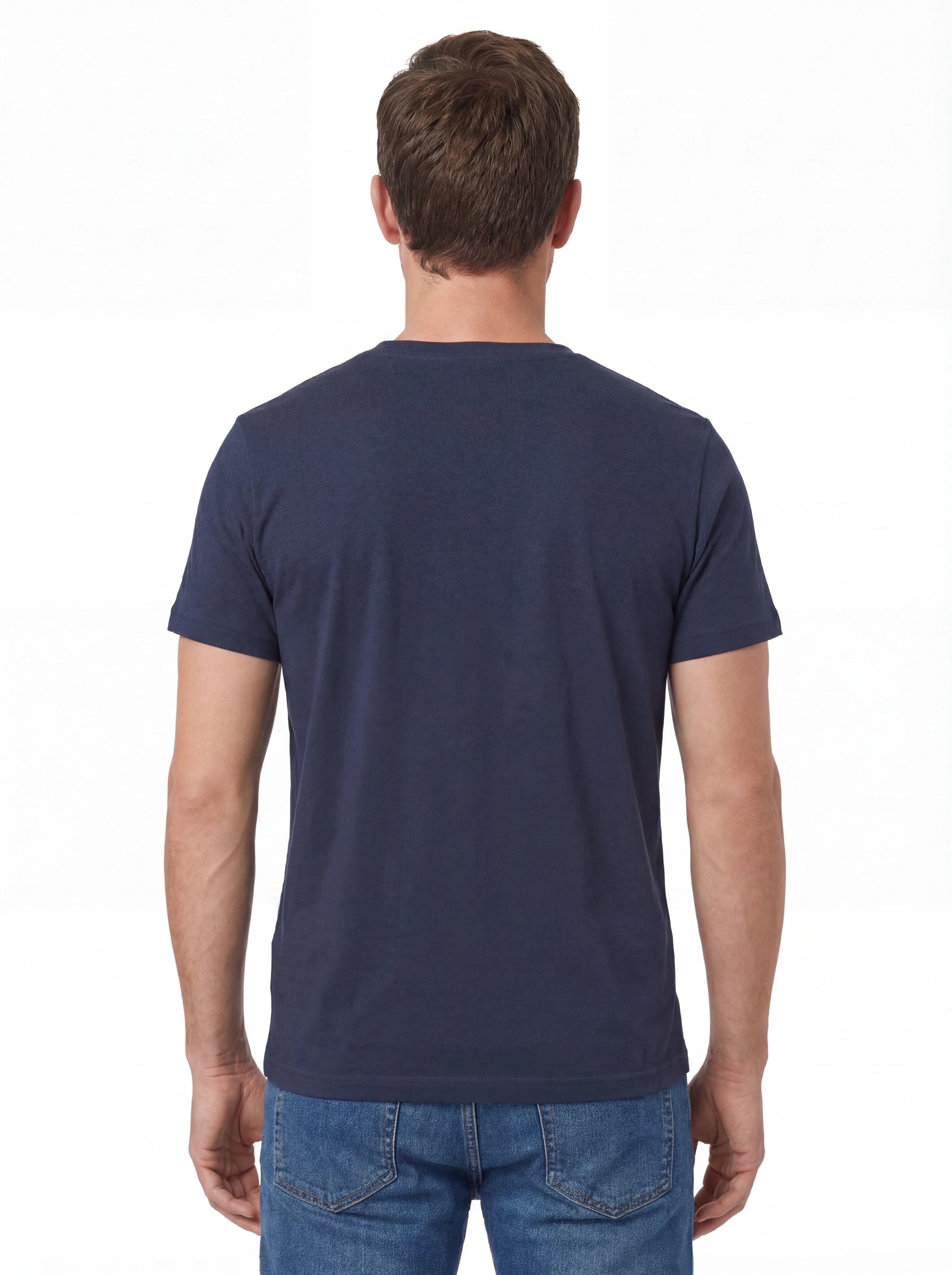 Modello a 45 gradi t-shirt blu scritta “Mountain Lover” Saint Barth cotone