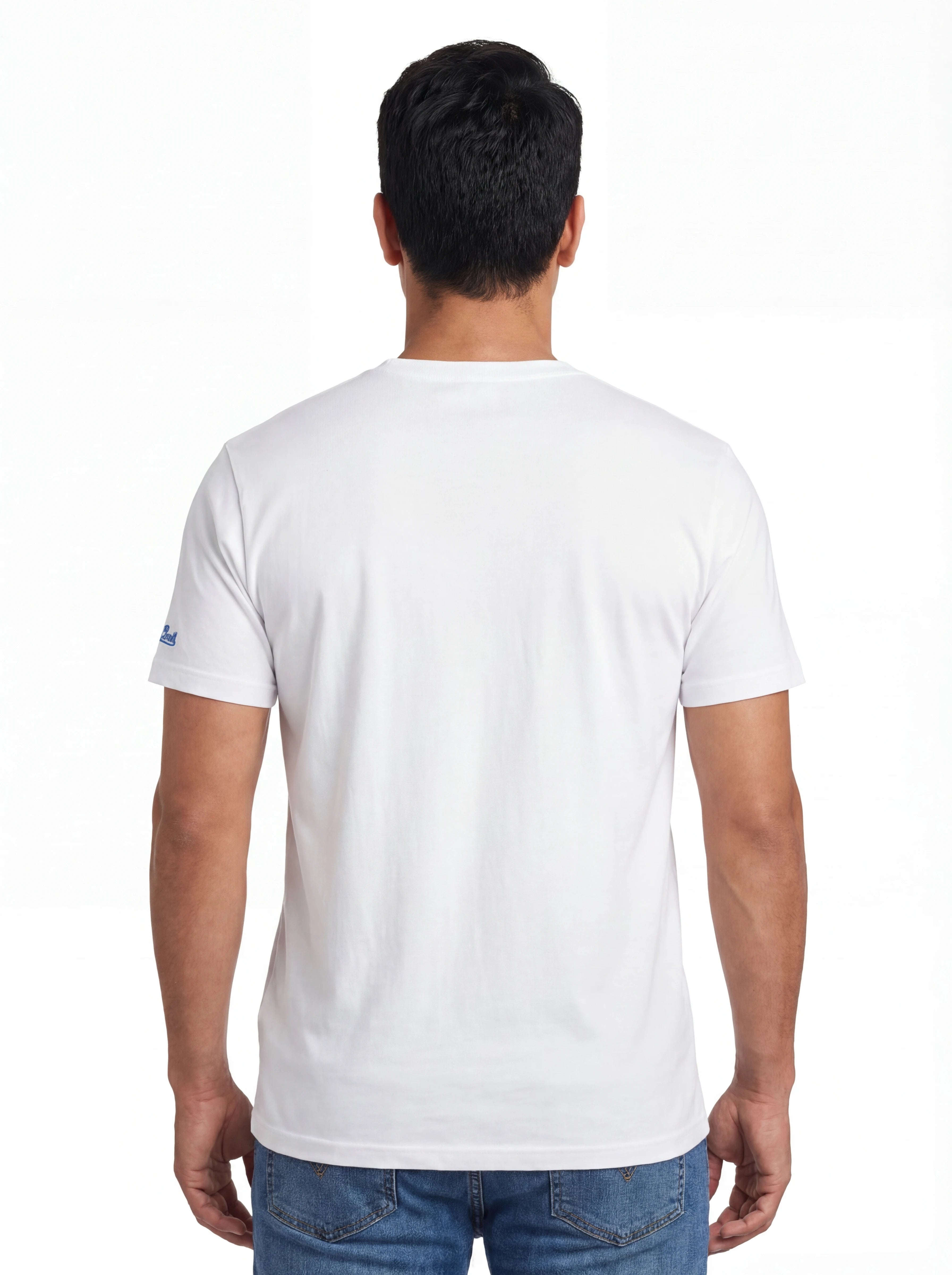 Modello a 45 gradi t-shirt bianco scritta “M.V.P. More Vodka Plea” Saint Barth cotone