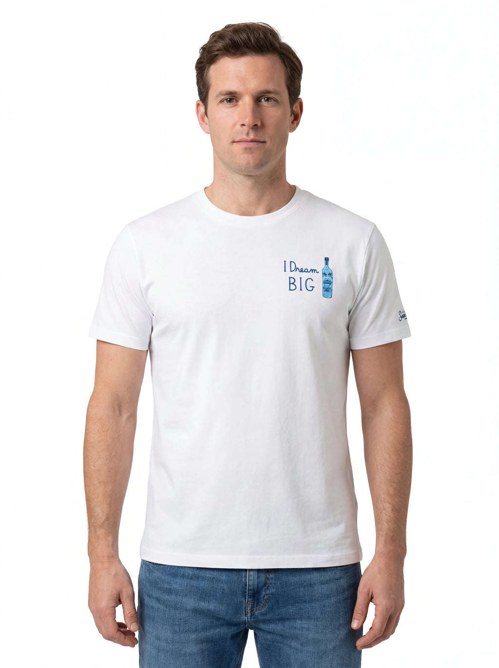 Modello frontalmente t-shirt bianco scritta “I Dream BIG” Saint Barth cotone