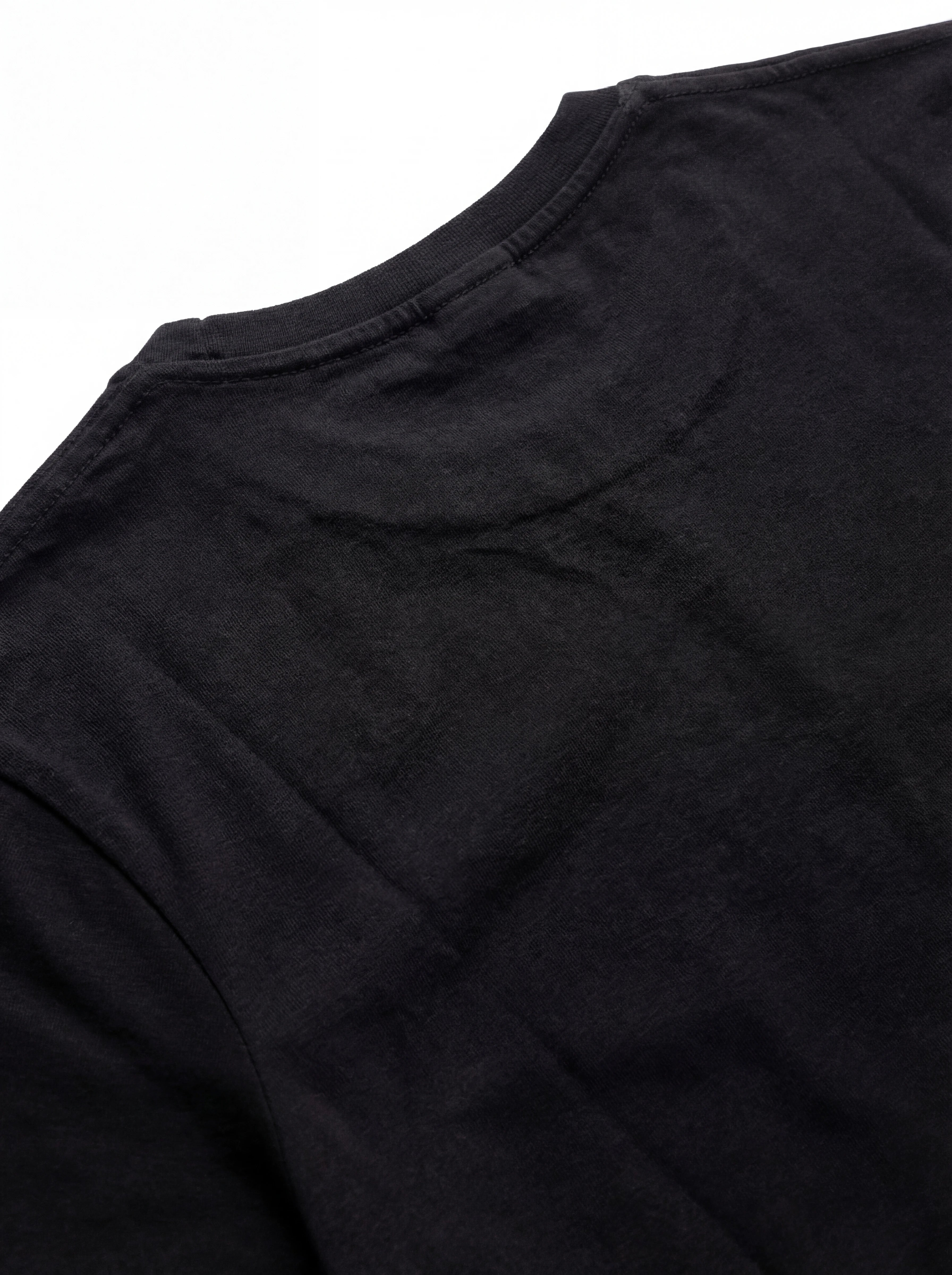 Vista da dietro t-shirt nero scritta “SERIES KILLER” Saint Barth cotone